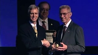 Arnold Bouma Receives the 2007 Sidney Powers Award