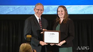 Fred Schroeder receives 2019 Jim Hartman Service to Students Award